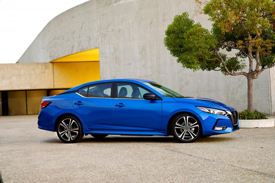  Nissan Sentra SR 2020 года  (NA) (фото 20 из 51)
